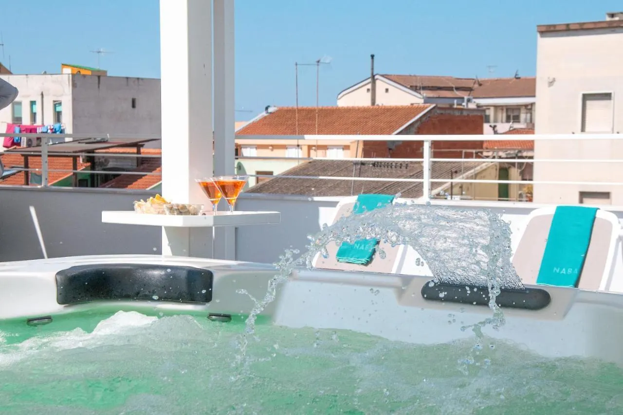 אלגהרו Skyfive Water Apartment איטליה